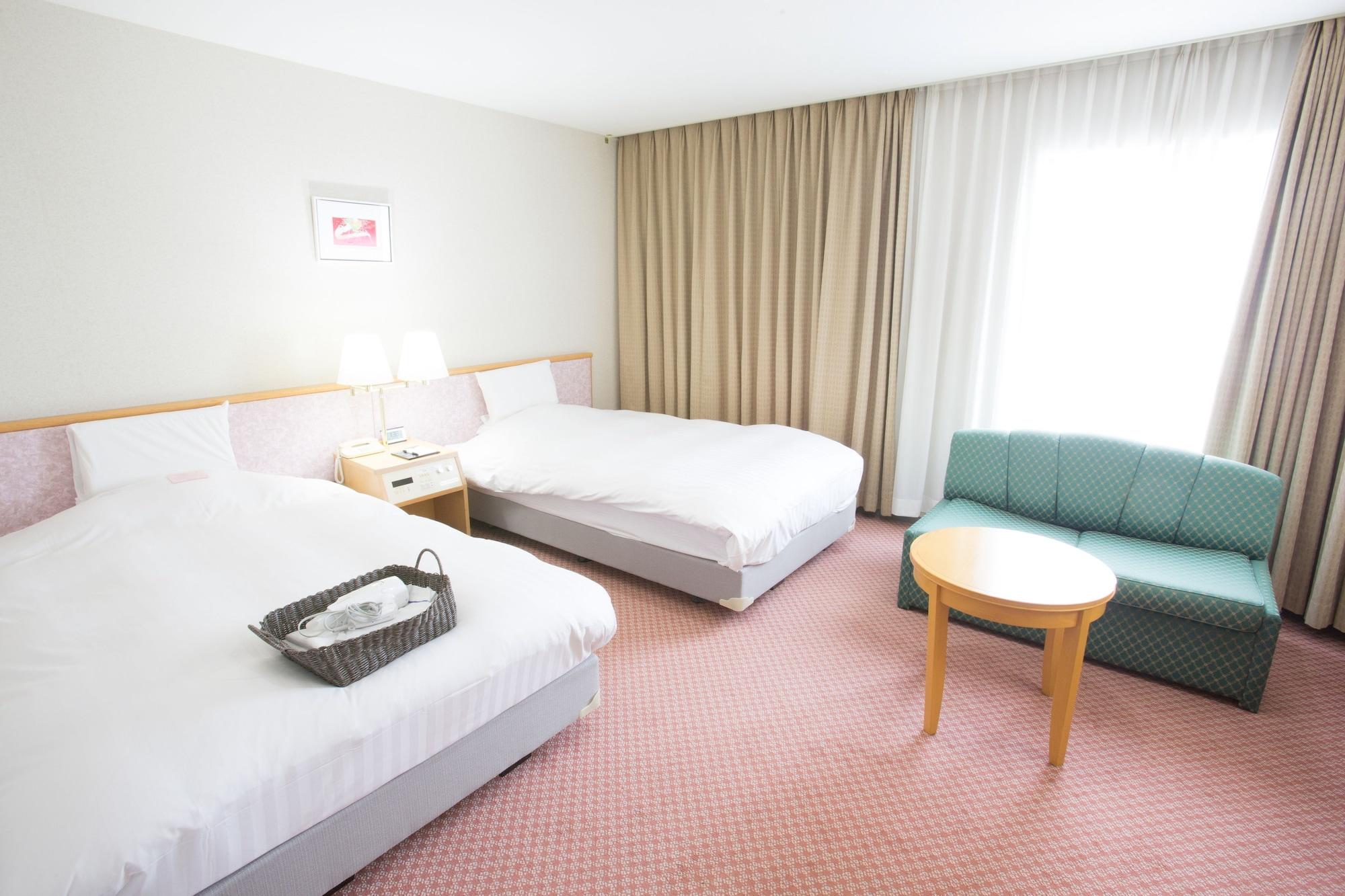 Toyama Chitetsu Hotel Kültér fotó